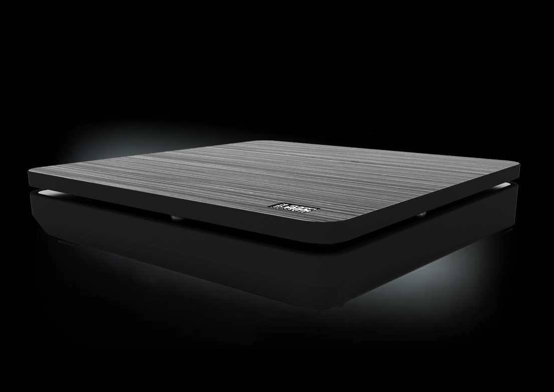 I·ctra Silencer HvD isolation platform with a wood-finished top plate